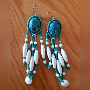 Vintage Native American beaded earrings.